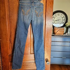 Hollister Junior Girls Skinny Color 024 Blue Jeans — Size 3 Long w26 l34